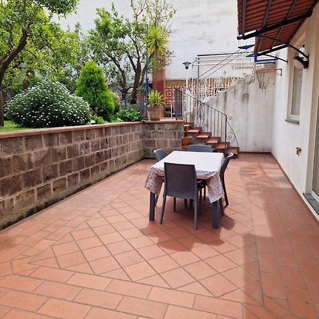 Il Giardino Dei Gigli Apartment เมตา ภายนอก รูปภาพ
